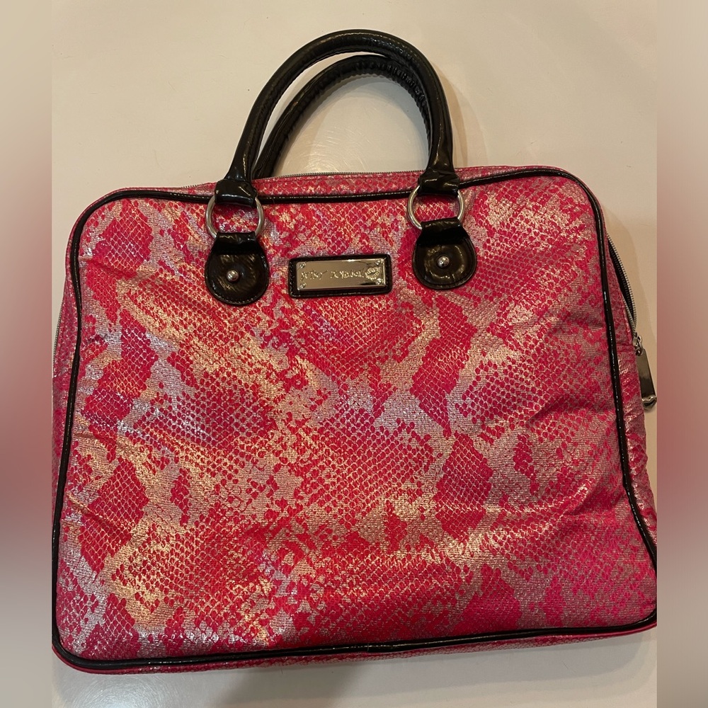 Betsey Johnson iPad/laptop bag